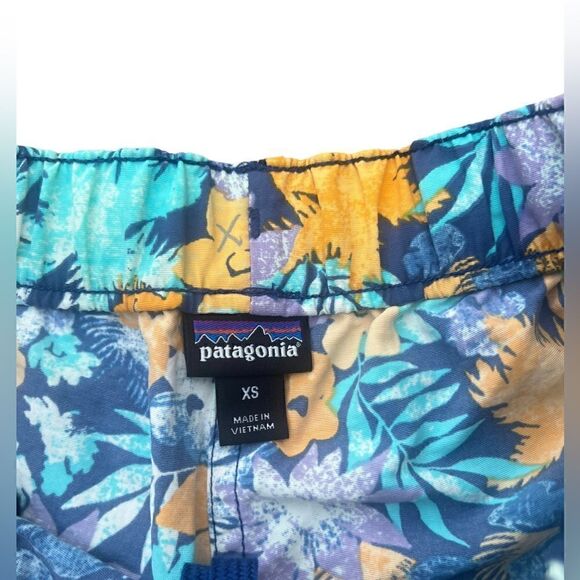 PATAGONIA Floral Barely Baggies Shorts neo floral XS - Picture 4 of 6